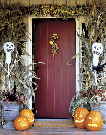 Craft Ideas Halloween Door Decorating on Halloween Decoration Ideas 14 Jpg