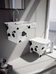 fun-bathroom-furniture-cow