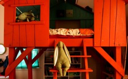 kids treehouse