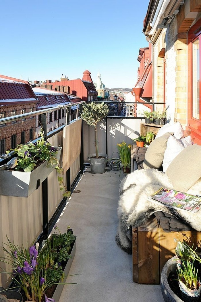 How to manage a small balcony to create a cozy space 55 wonderful