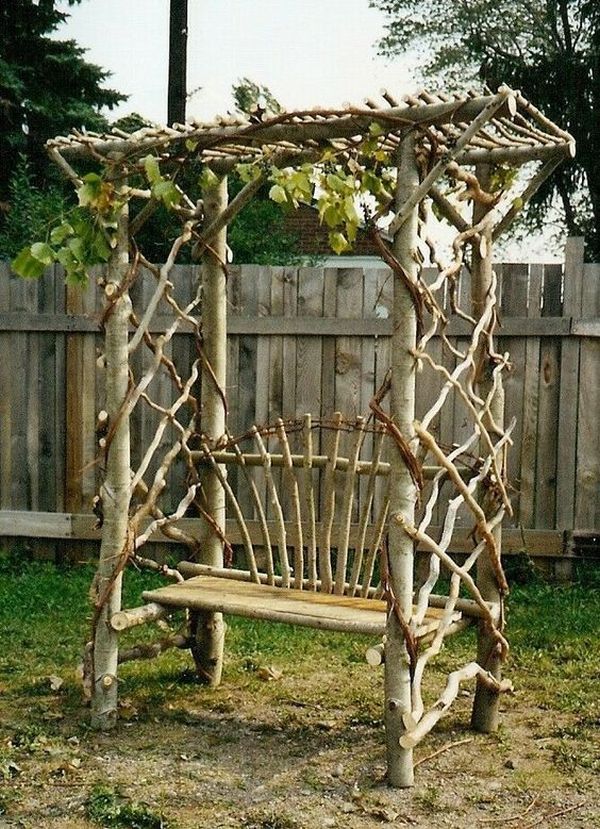 Decorations from scrap branches in new projects for gardens My
