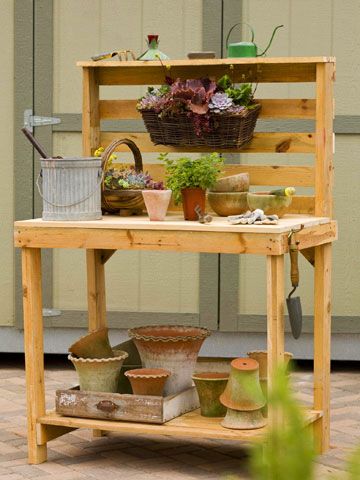 DIY pot stands from pallets6
