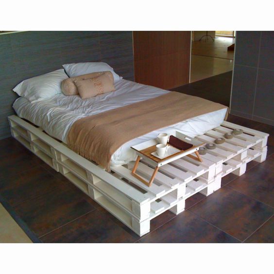 Pallets Bed Ideas14