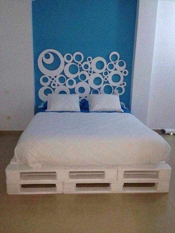 Pallets Bed Ideas16