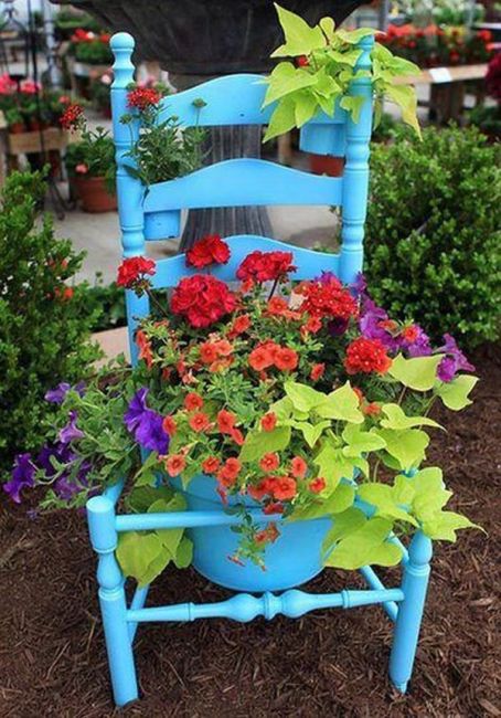 old chairs planters1