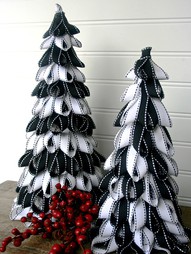 Amazing Black & White Christmas décor ideas11