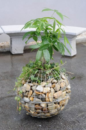 Diy craft ideas using wire mesh and Stones9