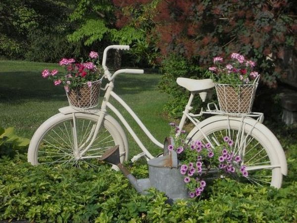 garden decorations from old bicycles8