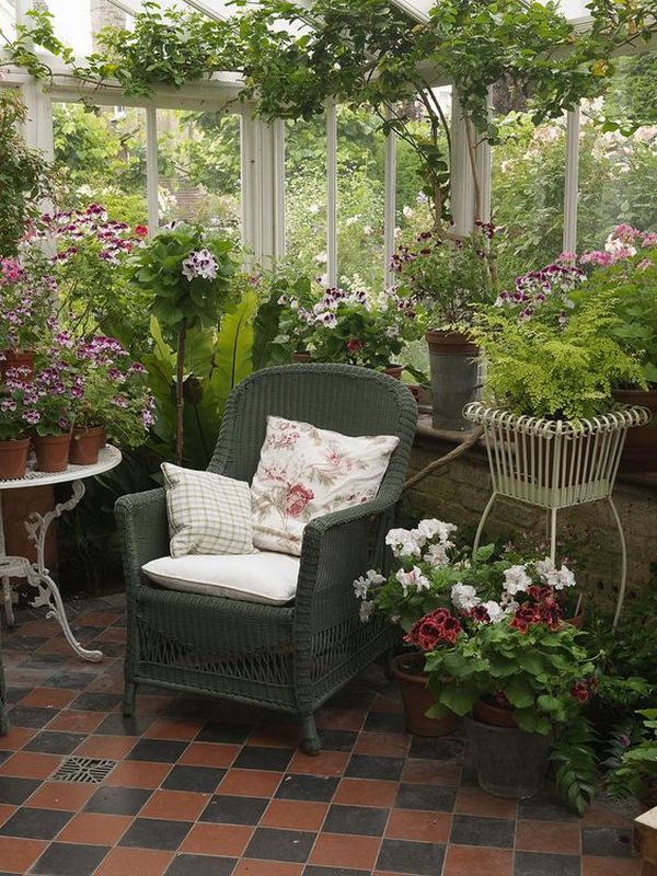 Fantastic garden arrangement ideas with flowers for the summer