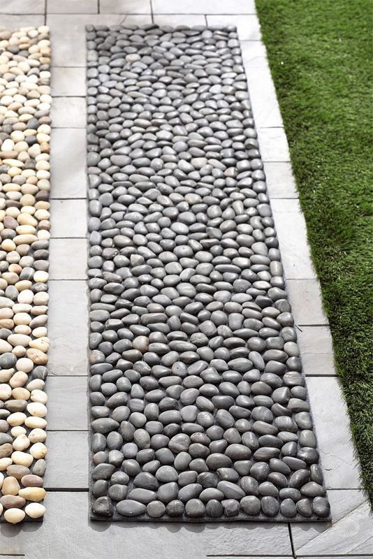 Cool DIY mats from pebbles
