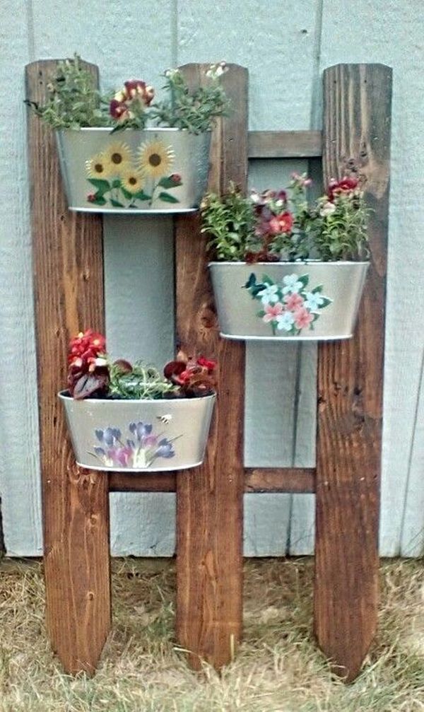 How To Make Wonderful Vintage Gardens With Old, Recycled Objects