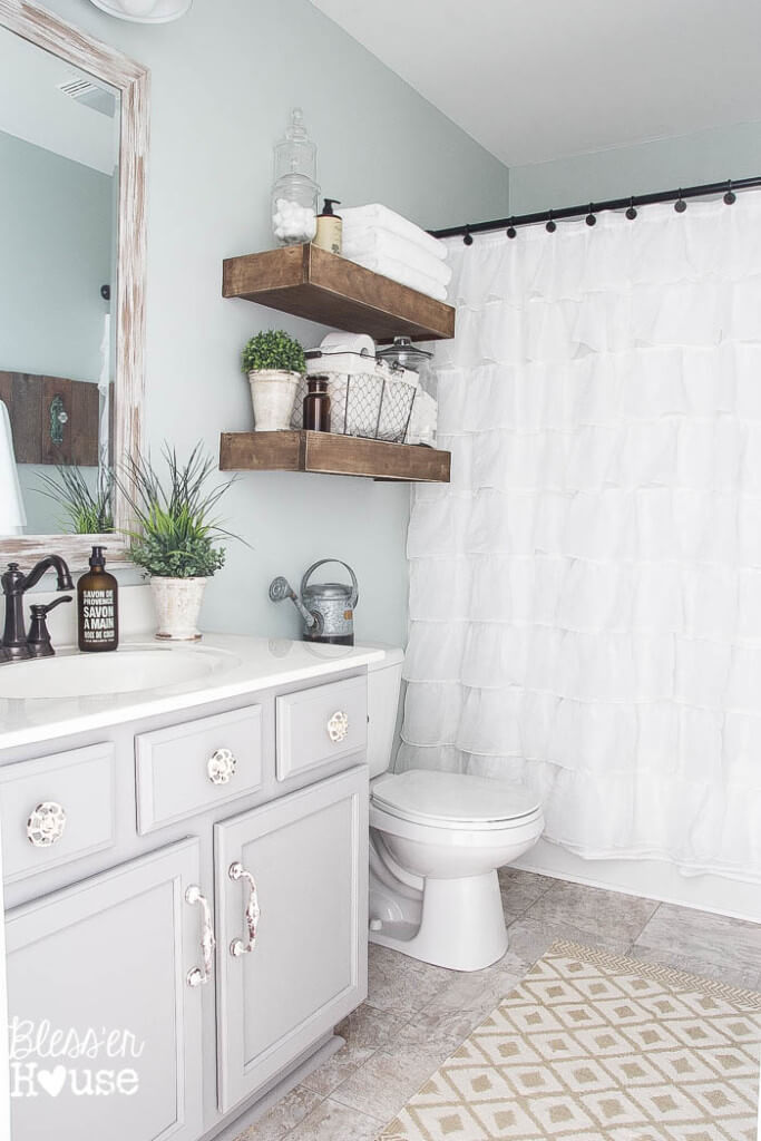 Wonderful ideas for decorating your bathroom in shabby chic style