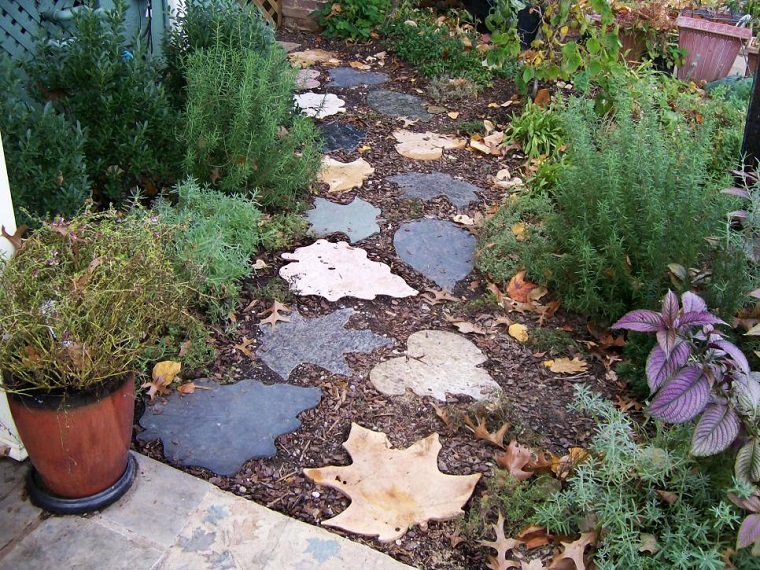 Garden paths: 28 DIY proposals to beautify your outdoor