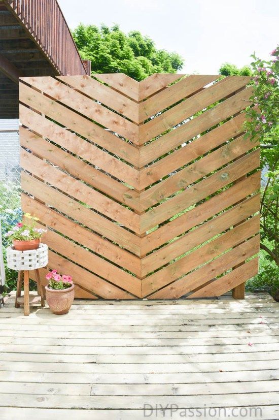 Wonderful and cheap DIY ideas to divide with pallets