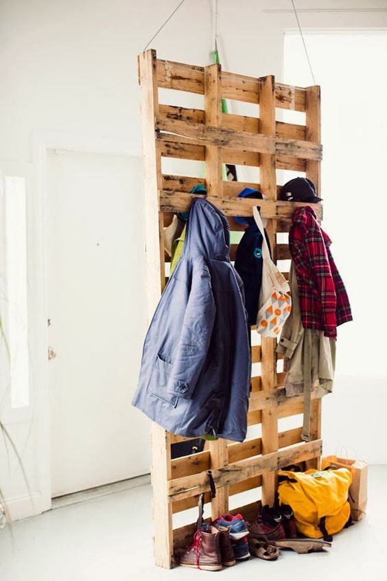 Wonderful and cheap DIY ideas to divide with pallets