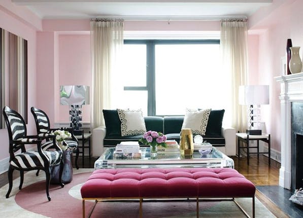 A pink wall in the living room – 15 Photos of how to decorate living rooms in pink