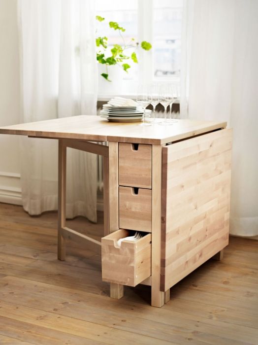 Cool DIY folding tables ideal for small spaces