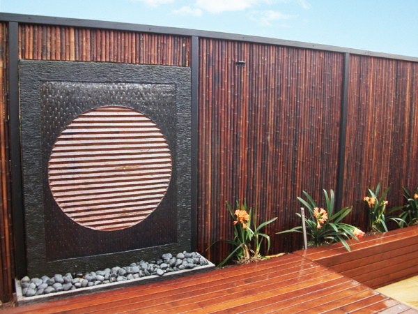 Amazing ideas for bamboo fences to decorate your yard and garden