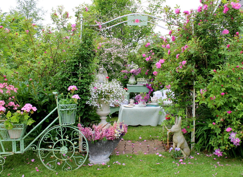 Cozy-spring mood in the garden - amazing ideas | My desired home