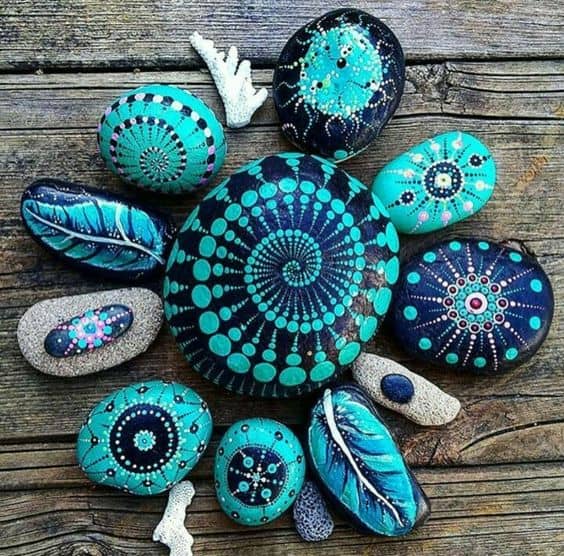 Wonderful DIY decoration ideas with painted pebbles | My desired home