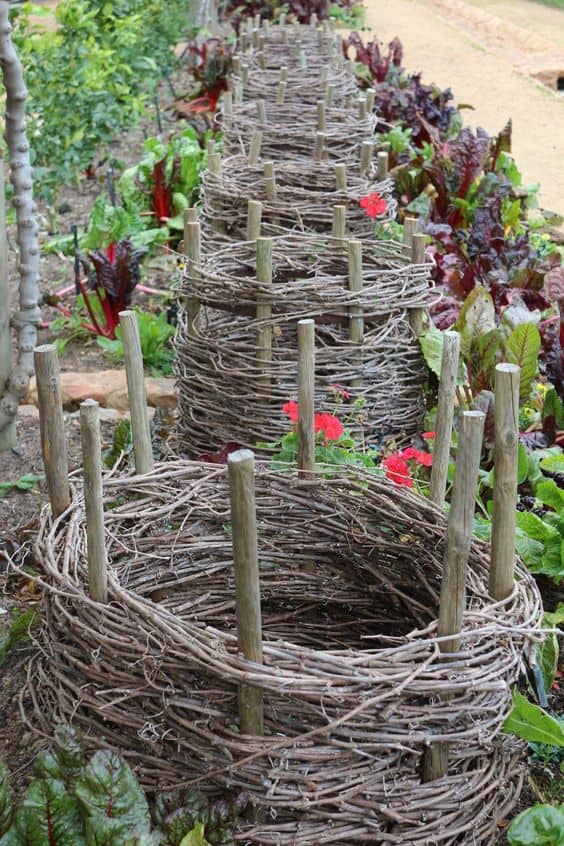 49 Super DIY low budget ideas for decorating your yard and garden