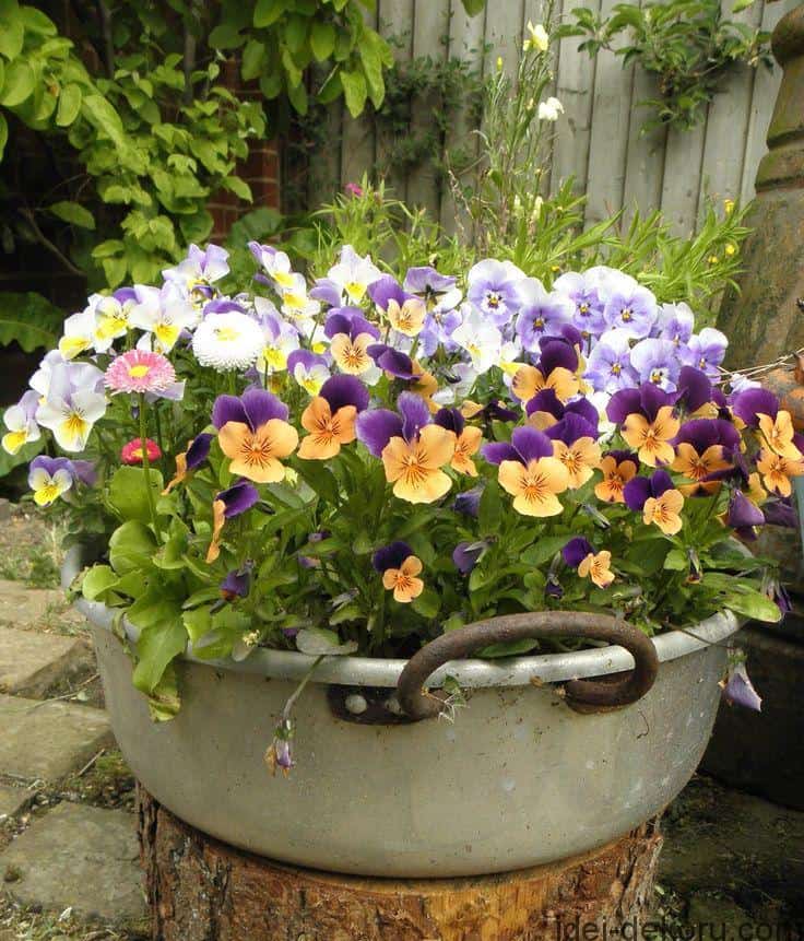 49 Super DIY low budget ideas for decorating your yard and garden