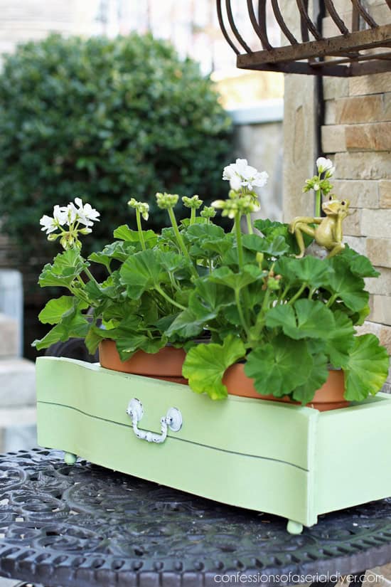 40 Incredible DIY Ways to Reuse Old Drawers in Your Home Decor | My ...