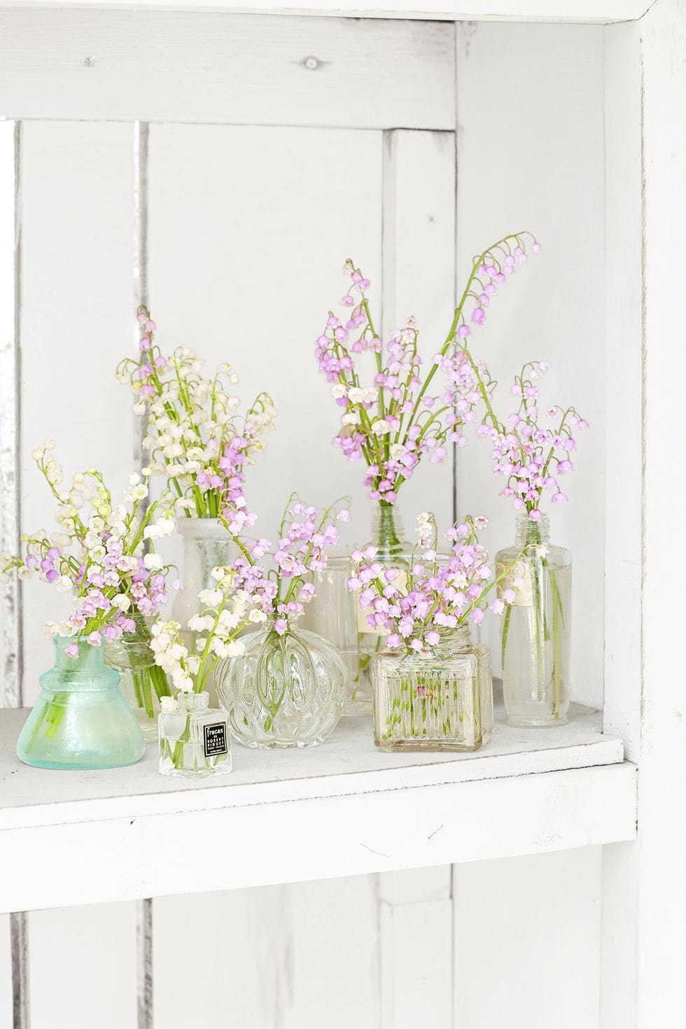How to transform glass vases and jars into a beautiful decoration in ...
