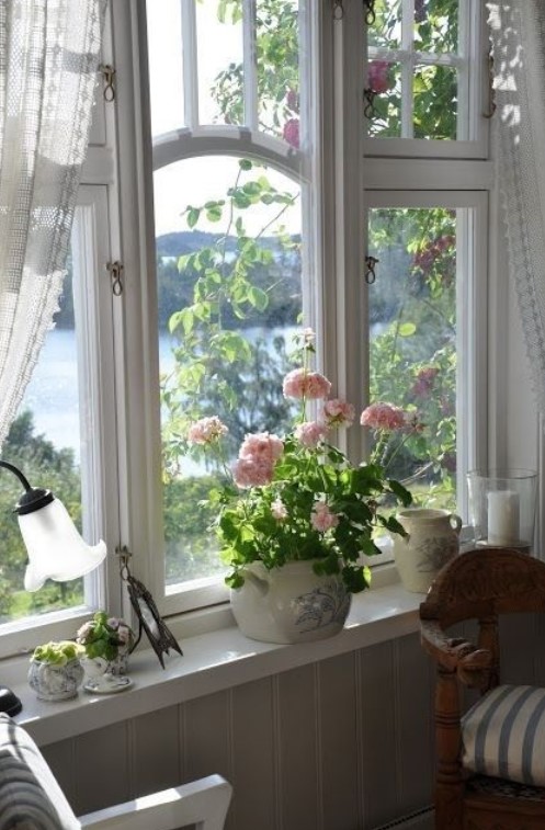 25+ Beautiful spring decoration ideas for your windowsill | My desired home