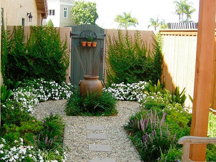 43 Ideas with beautifully designed flower beds for small cottage yards ...