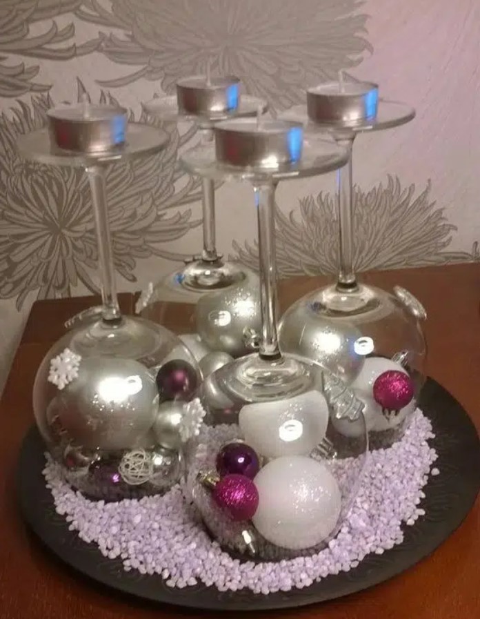 24 Great and Cheap Christmas Decoration Ideas with Wine Glasses My