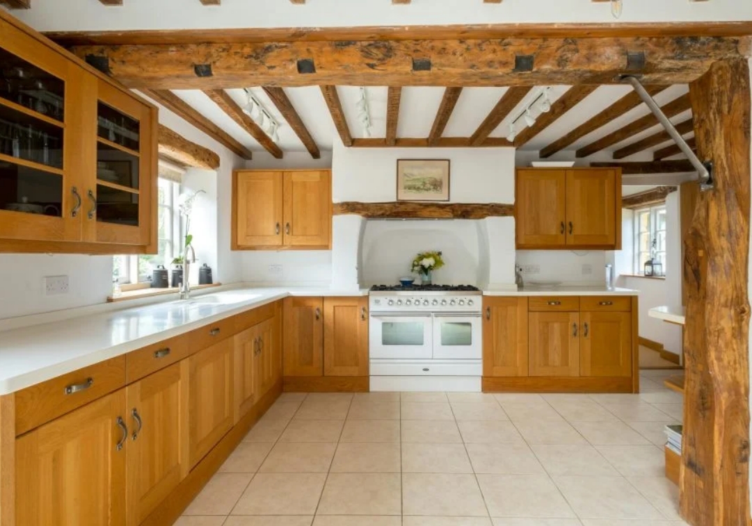 5 benefits of buying a second hand kitchen My desired home