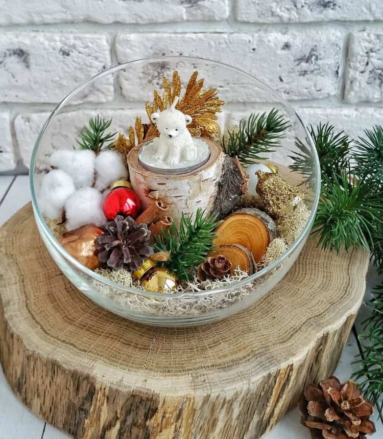 35 Enchanting Christmas Decorations with Log Slices That You Will love