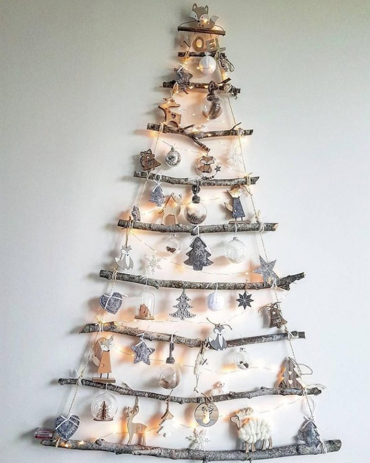 Hanging Ideas for Christmas Decorations: 62 Beautiful Inspirations