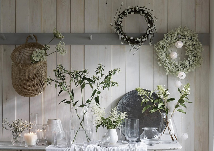 Hanging Ideas for Christmas Decorations: 62 Beautiful Inspirations