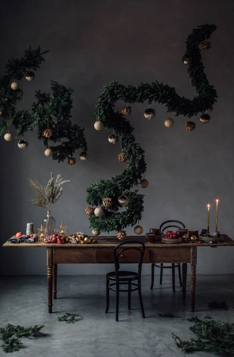 Hanging Ideas for Christmas Decorations: 62 Beautiful Inspirations