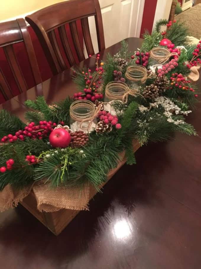 Discover New Ways to Decorate for a Unique Christmas Table: Beyond the Tablecloth