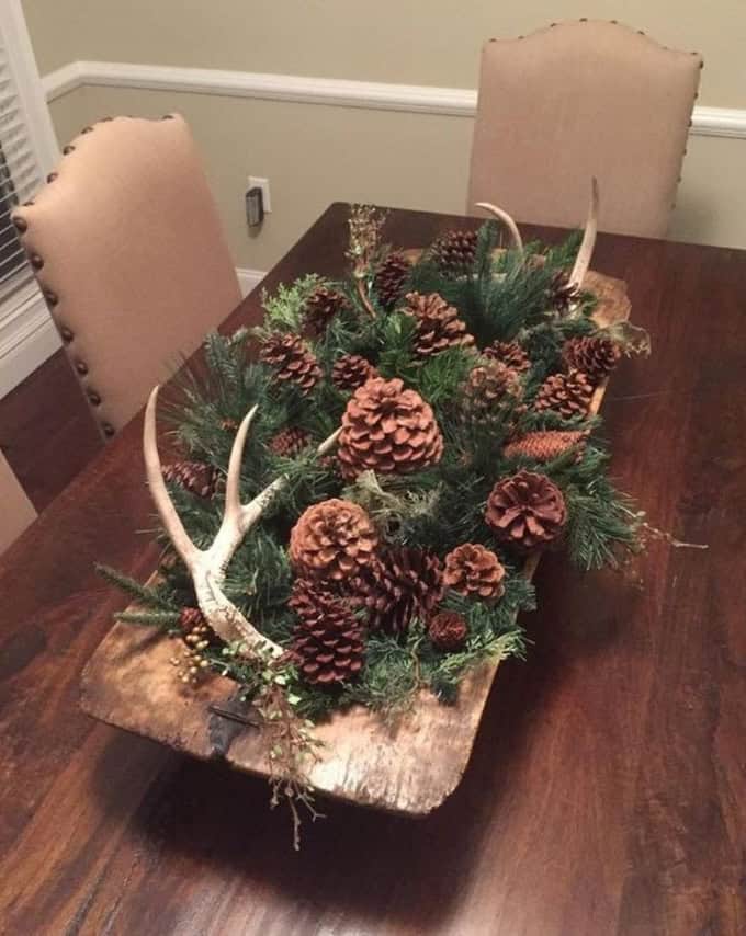 Discover New Ways to Decorate for a Unique Christmas Table: Beyond the Tablecloth