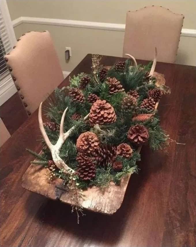 Discover New Ways to Decorate for a Unique Christmas Table: Beyond the Tablecloth